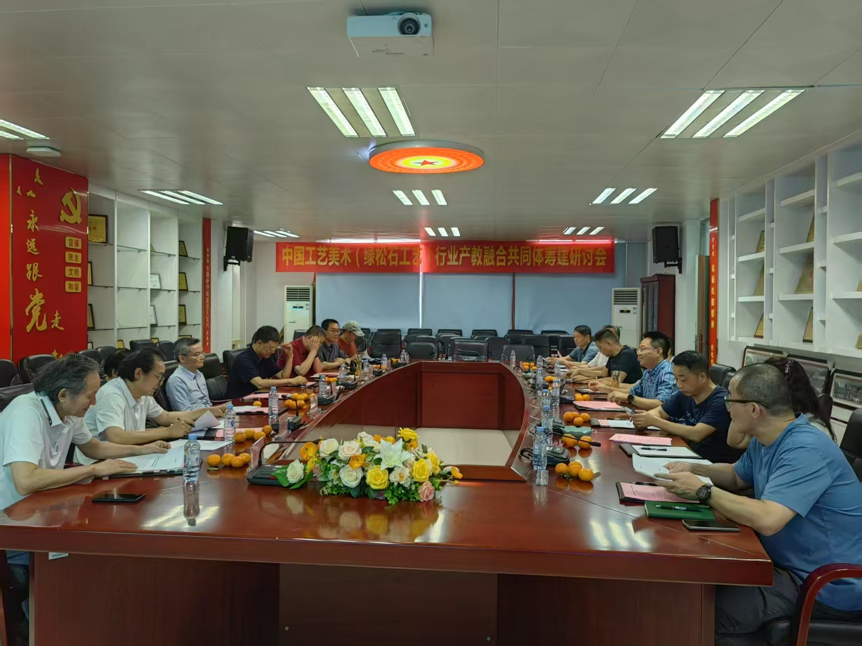 1764564980859327.jpg 1764564980859327.jpg