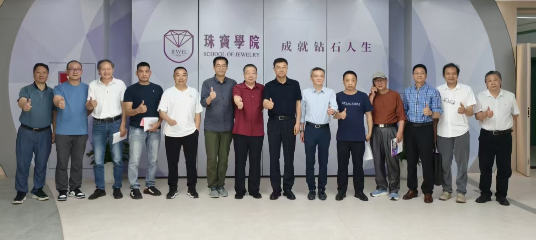 1764565765254663.jpg 1764565765254663.jpg